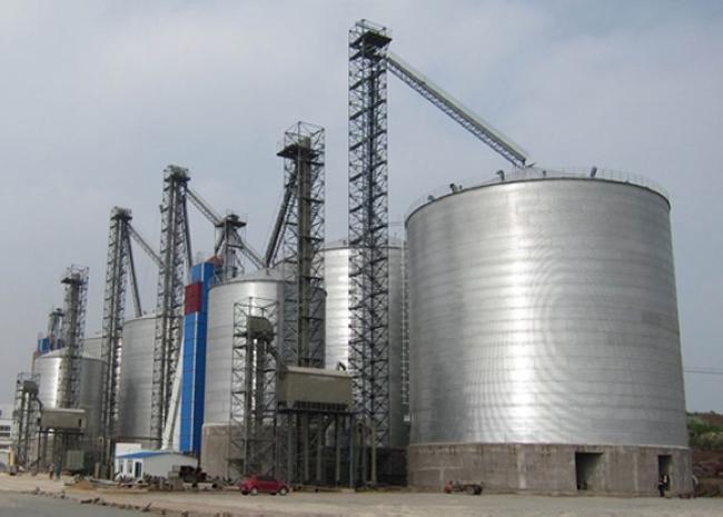 合川大型钢板库构造参数及水泥储存质量